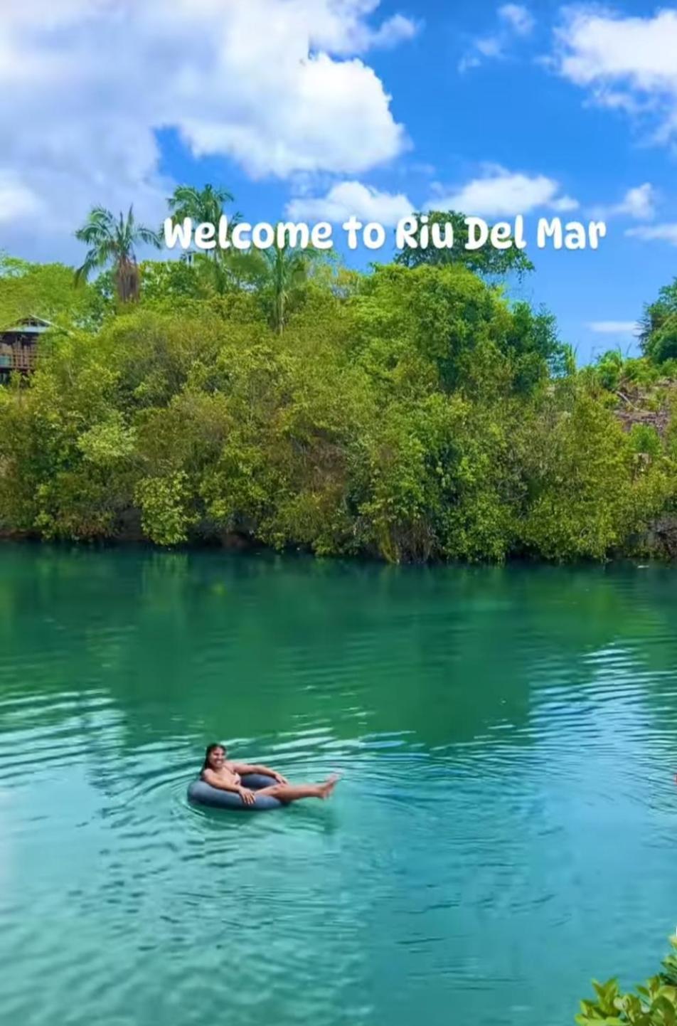Riu Del Mar Hostel Dauis Eksteriør billede