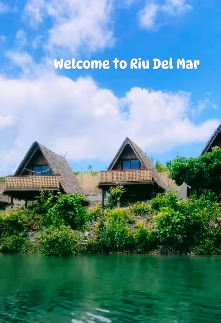 Riu Del Mar Hostel Dauis Eksteriør billede